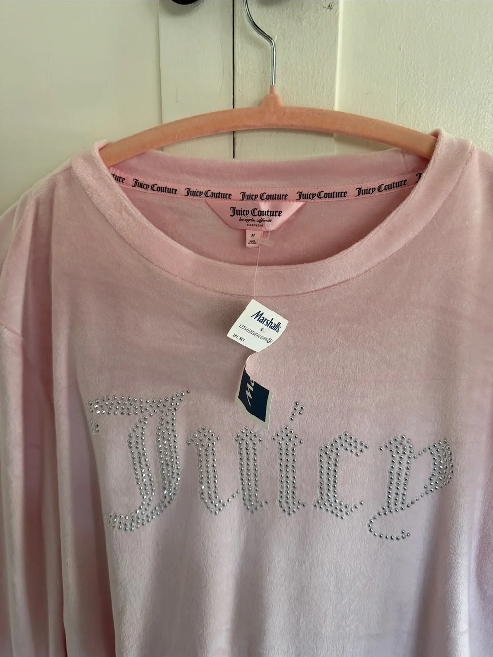 Juicy Couture Light Pink Velour lounge set / pajamas - Picture 6 of 8